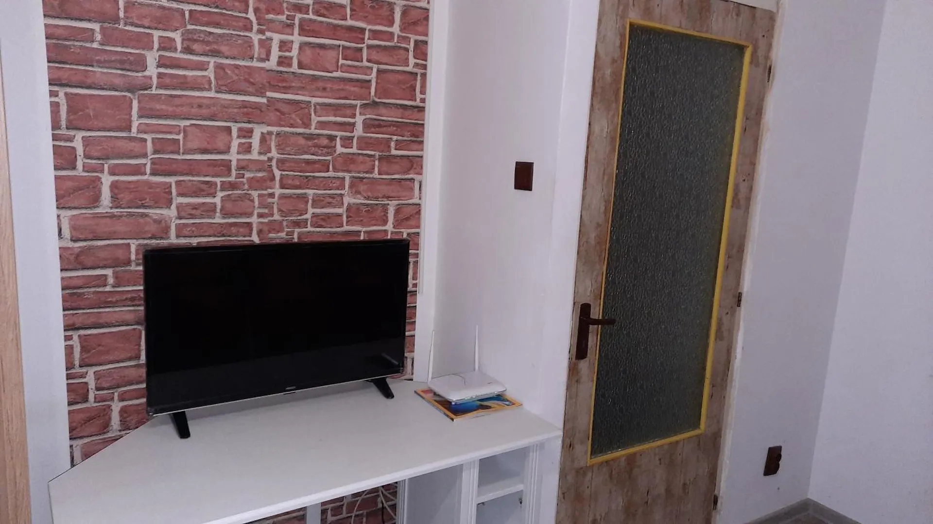Lovely 1-Room Rental Unit, With Air Conditioning Boekarest Appartement